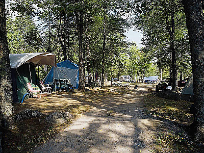 Camping Plage Lac Saint-Joseph - Image 1